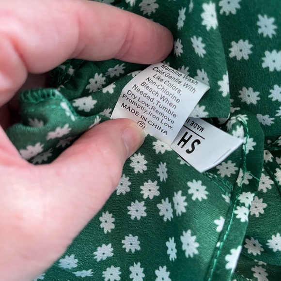 Shein Cropped Blouse - Picture 5 of 5